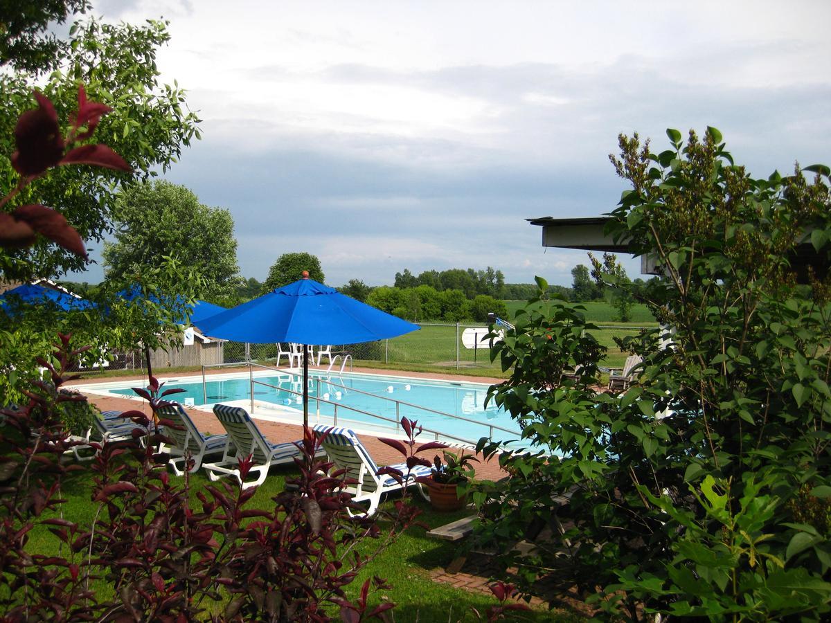Strathmere Hotel Отава Екстериор снимка